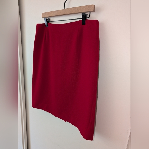 Vintage Dana Buchman Womens 14 Red Midi Skirt 100% Wool Contemporary Office - Picture 3 of 6